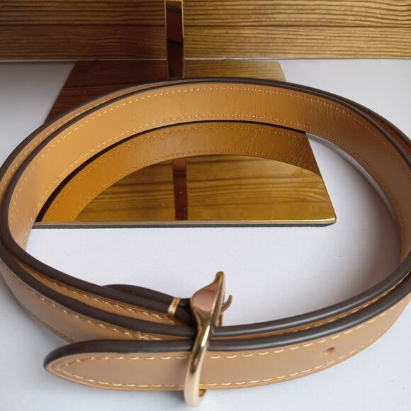 Coach Pink Powder Emily Shoulder Bag Crossbody With Charms - NEW In Hand CDW86 - Picture 7 of 8